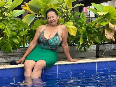 Elizabeth Miler — Flirt4Free Photos