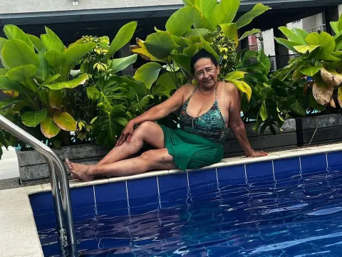Elizabeth Miler — Flirt4Free Photos