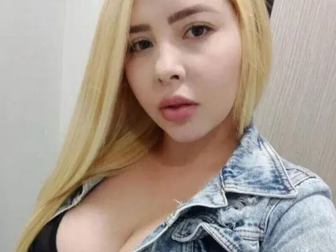 Pamela Stark cam model