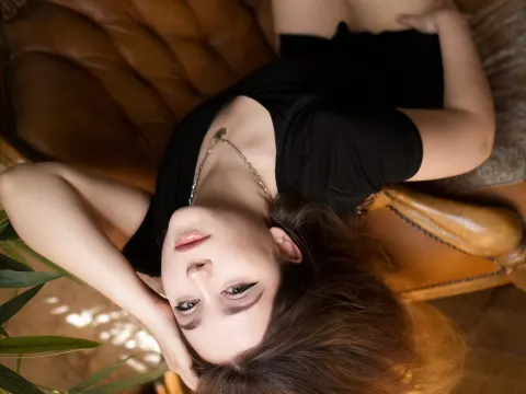 Bella Valmont cam model