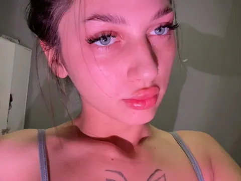 Queen Daniell — Flirt4Free Photos