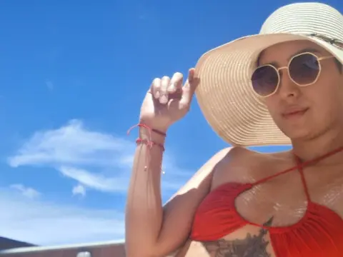 Brenda Rosse — Flirt4Free Photos