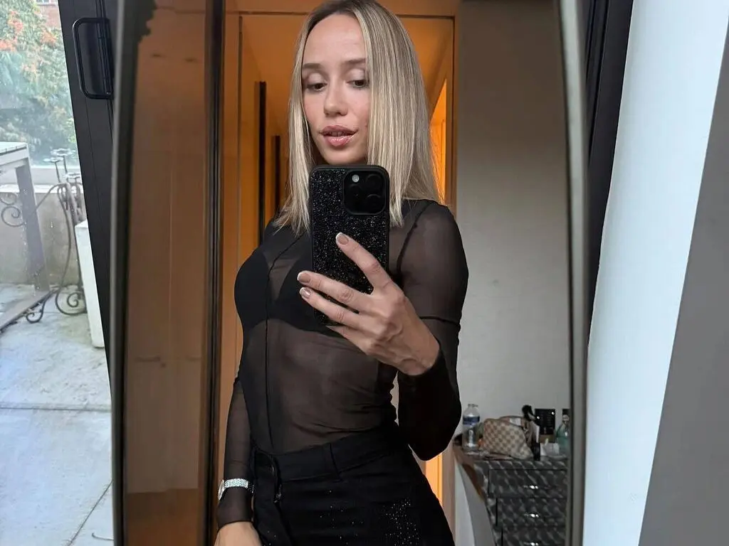Clara Jade