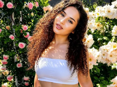 Apolonia Condray cam model