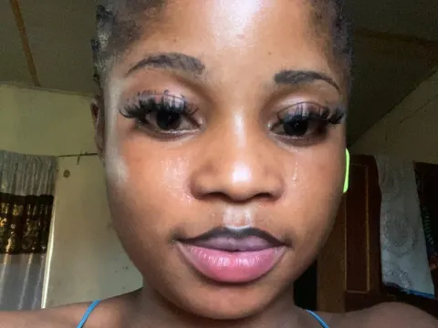 Joycee cam model