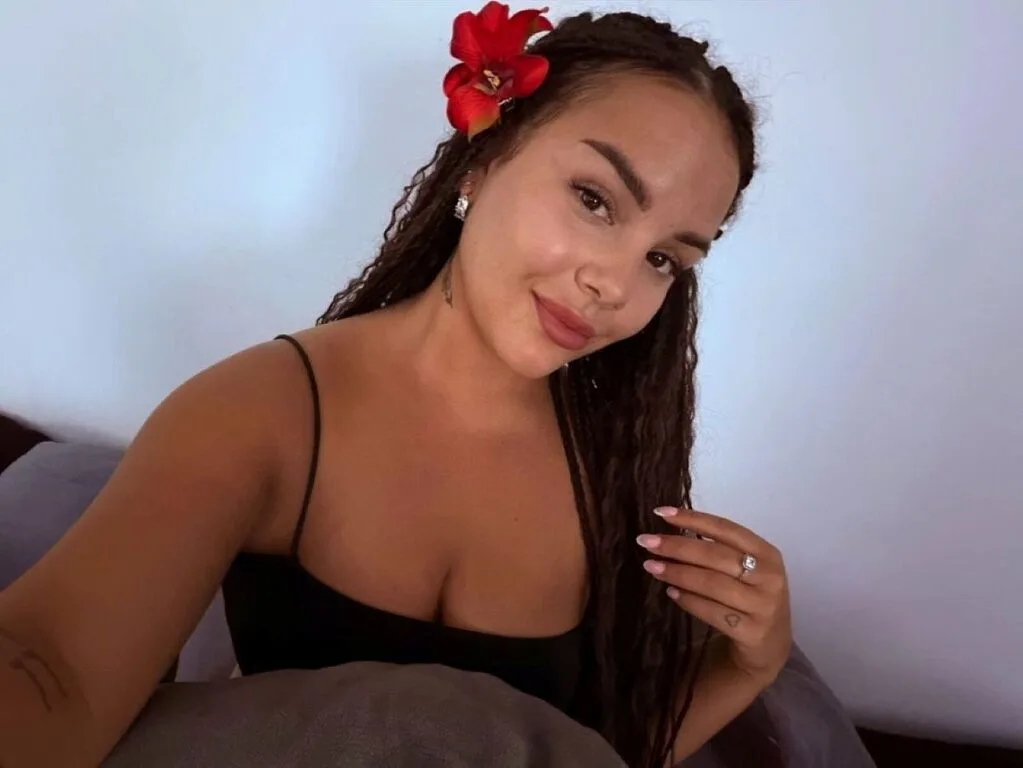 Kendal Black live cam