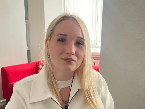 Diana Evanss cam model