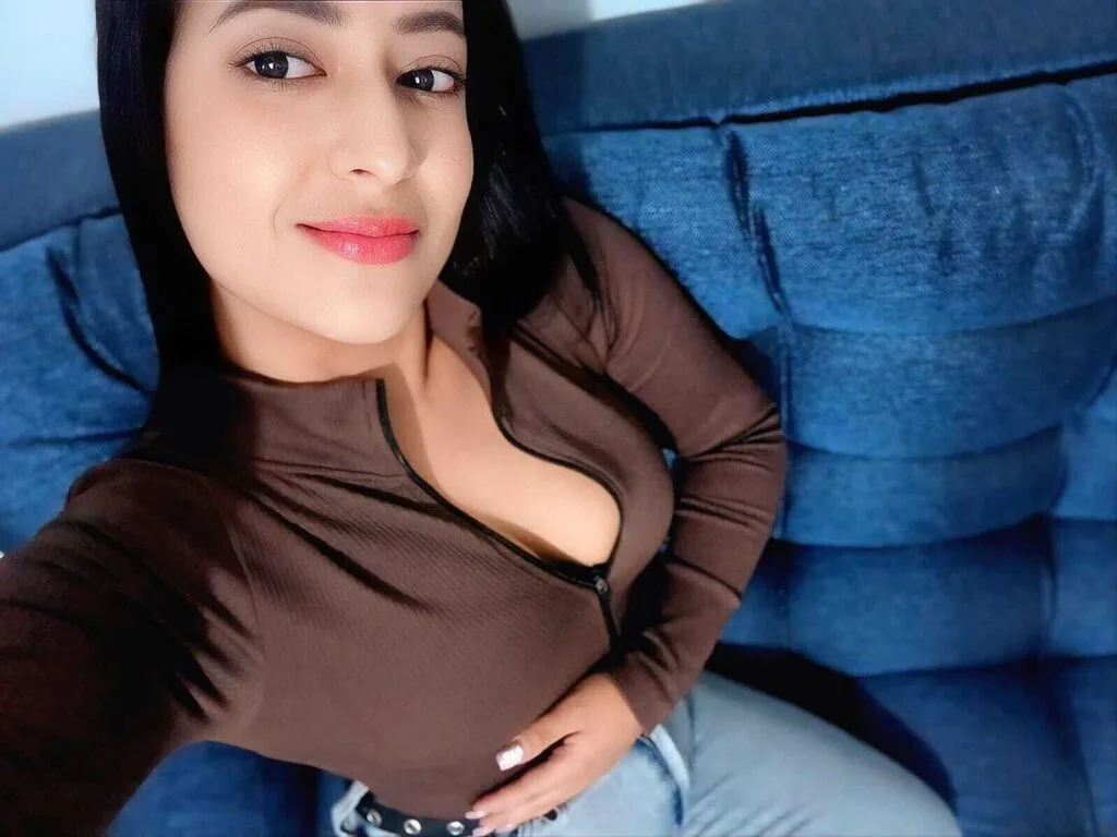 Samanthaa Smiith