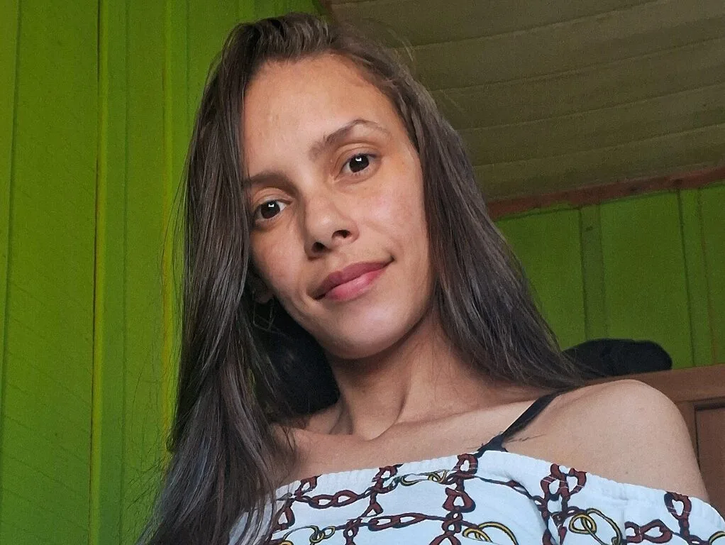 Nanda Souza