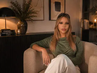 Ivy Mirage cam model