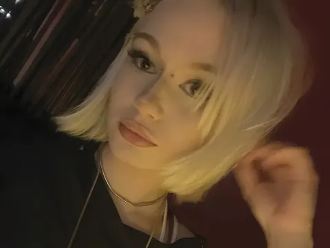 Ren Ryans cam model