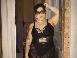 Monika Ortiz cam model