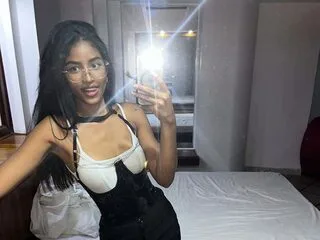Dayanaa — live cam
