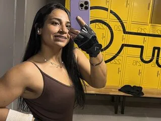 Maya Noir live cam