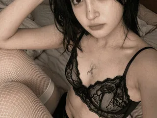 Elanor Banek live cam