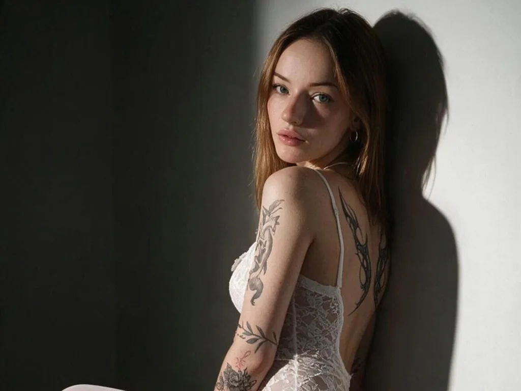 Shay Tinkey live cam