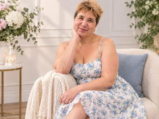 Adelina Luna live cam