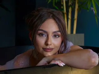 Karla Bennet cam model