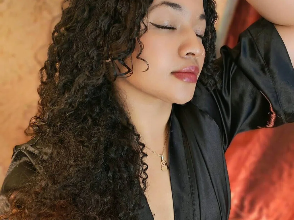 Jenn Ross live cam