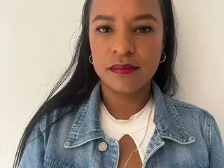 Amara Montiel cam model