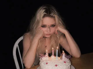 Pale Eva live cam