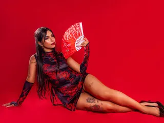 Alessia Crimson