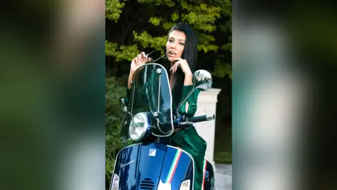 Caprice — Vespa Ride