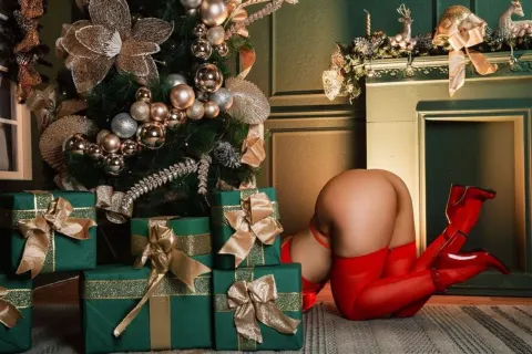AseianaLux — Streamate Photos