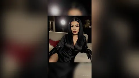 KimWilmes — 🅓🅔🅥🅘🅛🅘$🅗