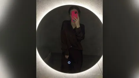 PamelaWashington — Mirror photos