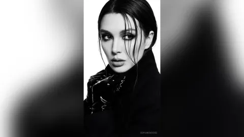 SofiaBimboss — black and white