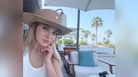 MileyCeleste — Gallery