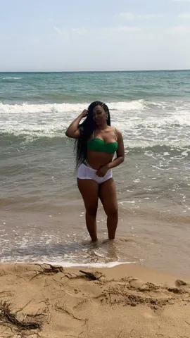 karlaHiltonn — Streamate Photos