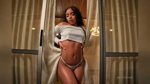 MilyThomas — 🎀sexy🎀