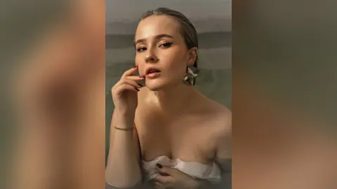 AryaCox — jacuzzi💦💦