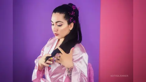 KathiaJenner — 🫠