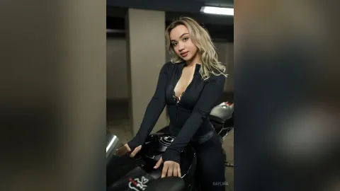 RayLina — Do you want to go for a ride together?