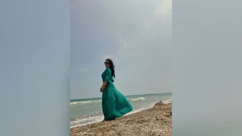 DanaDaniela — Beach 2025