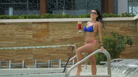 Vanessa — Vacation