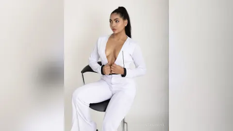 AitanaNova — seduction