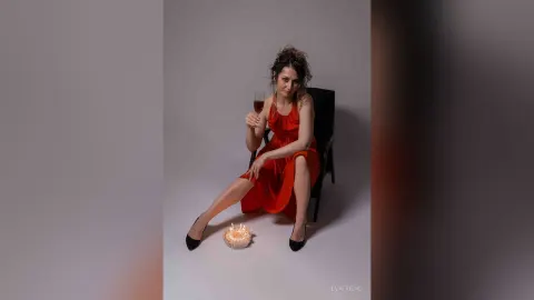 EvaFriend — To love your age