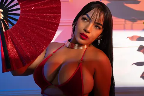 MiaSichell — Streamate Photos