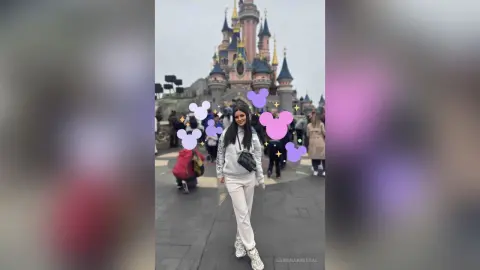 SabrinaKrystal — Disneyland