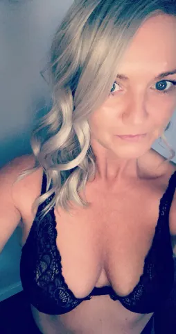 Holly_AnneXx — Streamate Photos