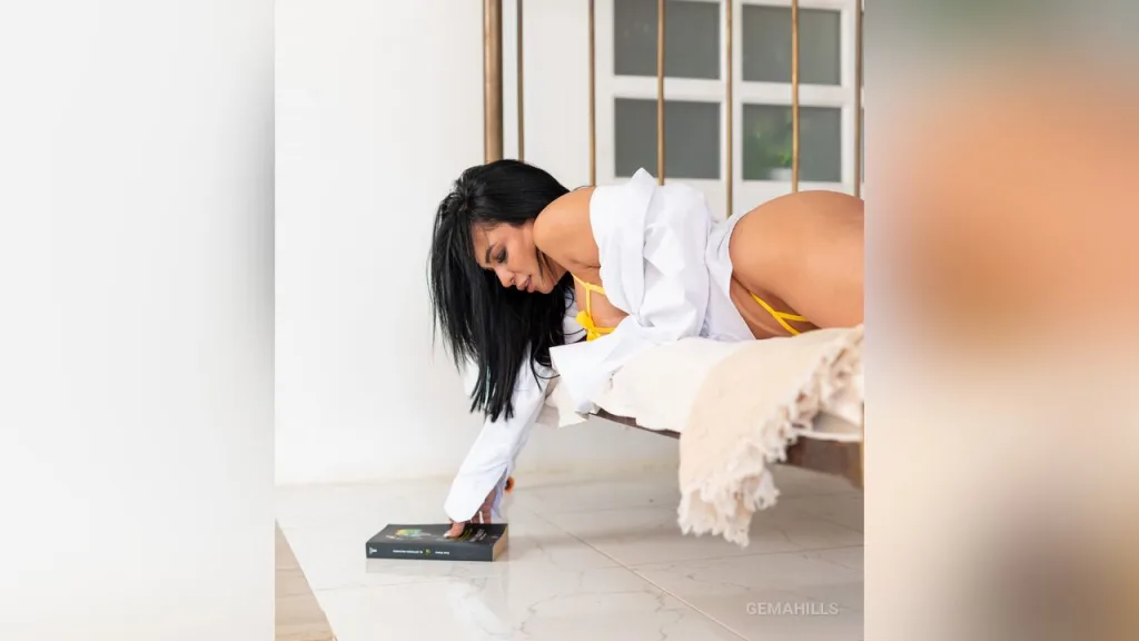 GemaHills — Lingerie