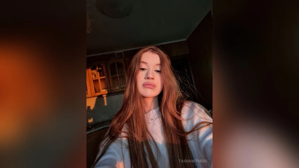 TashaWithers — live cam
