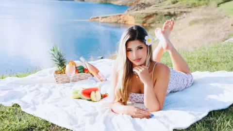 MadisonVilal — I want your strawberry 🍓