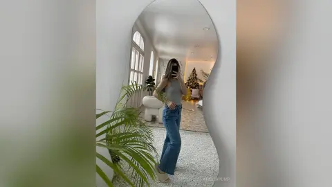 AmeliaPump — Selfie