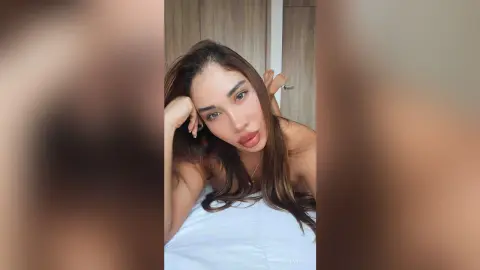 AnyaHills — PART OF ME!! 🦋😉🔥