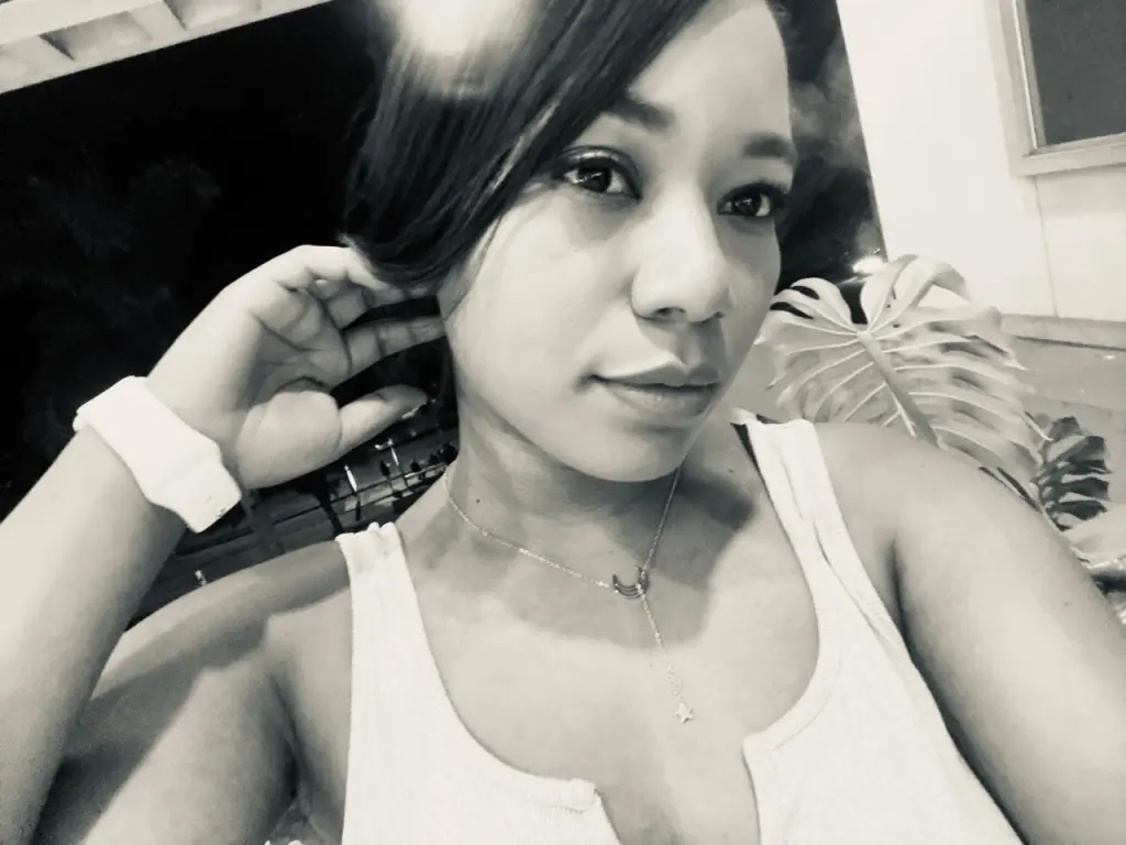 AvaJones39